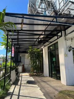 Axis Pension Hotel - 4