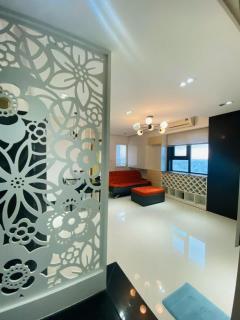 1 Luxury BR with 2 queen beds & Workstation - 1 min walk to My Khe Beach - 2