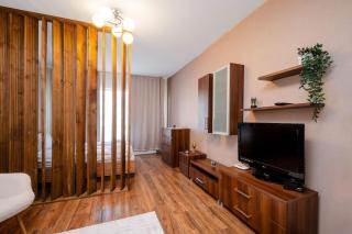 Chic Urban Hideaway with Natural Wood Charm - 3