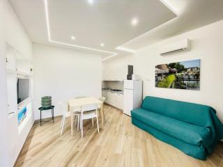 Villa with garden near the beach - 4