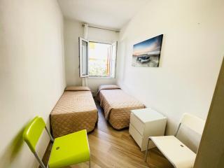 Villa with garden near the beach - 3