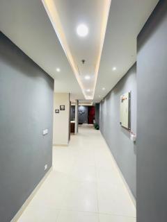 Gold Crest Luxury and Modern Apartments - 4