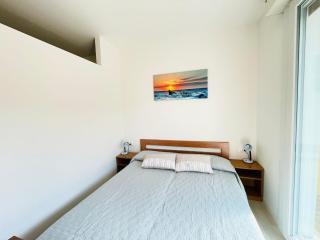 Cozy apartment with large balcony - 1