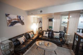 Stay Together Suites - Penthouse On The Strip Sleeps 20 - NO RESORT FEE - 9