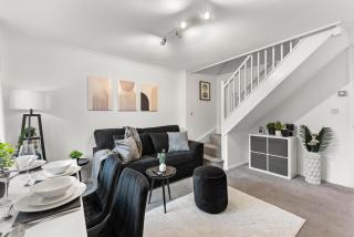 The Derby Nest - Sleeps 6 - 1