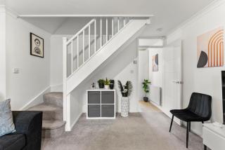 The Derby Nest - Sleeps 6 - 8