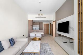 Luxurious 1 Bedroom Retreat with pool gym and game - Dubaï - 9