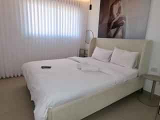 דיויד רזידנט & ספא - by Desert 360 Mountain & sea view - 4