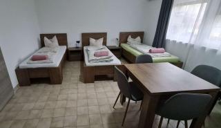 Vándor Szálló - 5