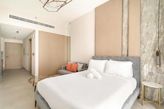 Modern Studio with rooftop pool and gym in JVC - Dubai - 8