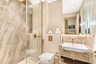 Modern Studio with rooftop pool and gym in JVC - Dubai - 5