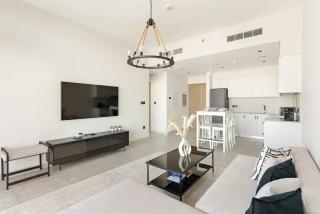 Elegant One-Bedroom in Dubai Hills for 4 persons - 7