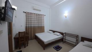 Winter Palace Lakeside - 2