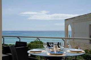 Seafront Villa with Private Access to the Sea 3 Bedrooms, 3 Bathrooms, private Garden BAIA DELLE SIRENE - 0