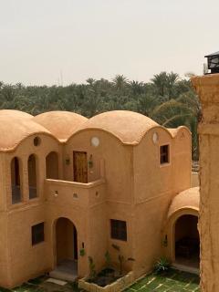 Heaven Gates Hotel - 8