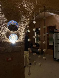 Heaven Gates Hotel - 4