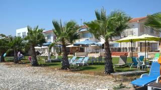 Seafront Escape Apartment - 1