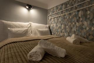 Downtown Studios 1 - Cozy Loft - 4