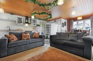 Pools Cottages - Warwickshire Countryside Luxury - 6