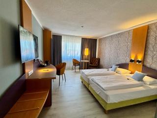 Best Western Hotel Ambassador - 5