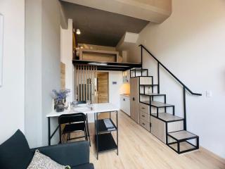 New! Modern Loft with Mezzanine, Cozy & Unique - 5