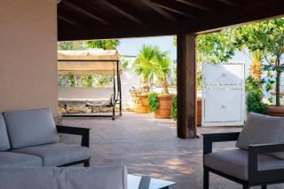 Sicily Mistral Beachfront Villa Sunbeds Included - 1