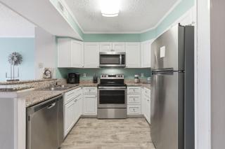 Sweet Caroline Remodeled with Partial Ocean View and Oceanfront Pool - 9