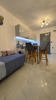 Royal Luxury Studios - 9