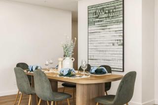 Brand New 3BR Apartment 2 Carparks City View - Gold Coast - 9