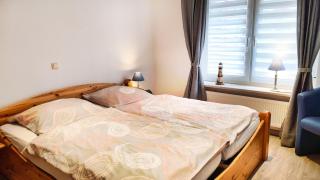 An de Düün Schimmelreiter im Ortskern von Büsum - 1