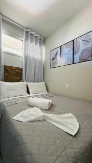 Stúdio Completo com Ar e wifi rápido em itapuã - 4