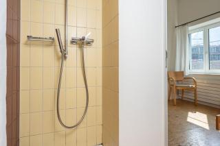 Bed and Breakfast near Glarus - Parking & Lake - 2