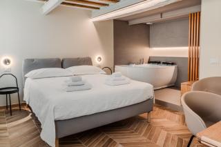 Downtown suite in Reggio Emilia relax e lavoro - 9