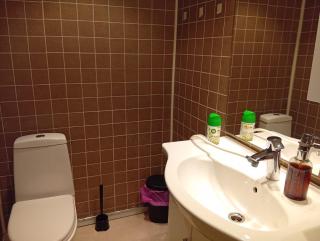 Spacious apt 3 sleeping areas & private entrance - 6