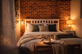 Industrial Brick Studio with King Bed - Central Bucharest - 8