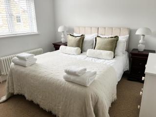 Windsor Mews by Stay Focused SA - 5