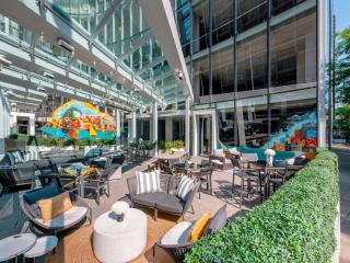 Sofitel Chicago Magnificent Mile - 4