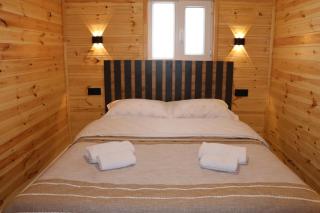 Barn Peaks Karakol - 8