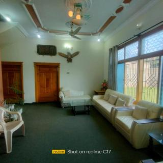 Four Bedroom Guest House - 0