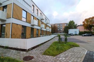 Stylish studio, private parking, washer & dryer - 1