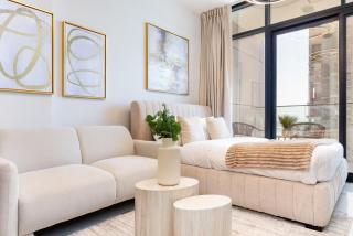 Stylish Studio in Al Maryah Island - 2