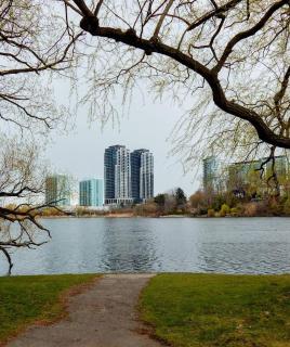 Full Downtown Access-Central Location-Self Checkin - 8