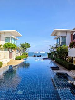 Appartement 2 chambres style balinais - plage & piscines - 0