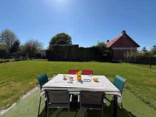 Les dunes, maison neuve 8 p bien équipée jardin clos, terrasse équipée, parking, garage à 850 m de la plage et centre bourg, sur plages du débarquement près Arromanches et Bayeux, chiens bienvenus - 4