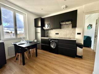 1 min Gare RER A - 20min Paris - Joli studio neuf - 2