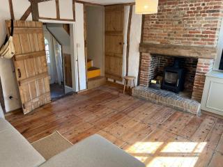 Historic 1BR Cottage Near Southwold & Coast - 8