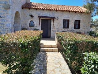 Μεδ-οίκων Γιατριάνων House - 0