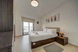 Charming Two Bedroom Apartment with Balcony and Wifi - 5