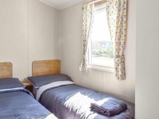 The Hideaway - Uk49292 - 2