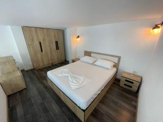 Sea Gate Apartments - 8